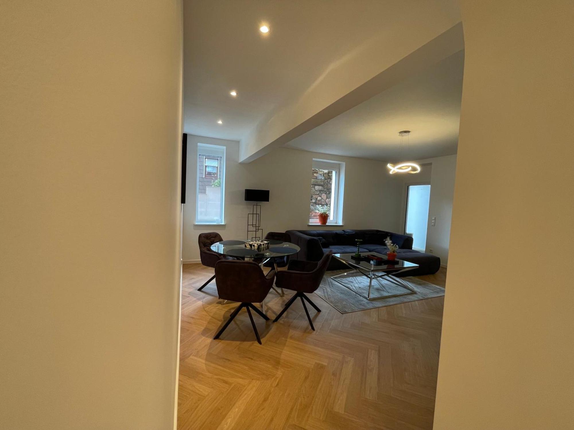 Luxurioese Ferienwohnung Mit Wellness Oase Саарбург Экстерьер фото
