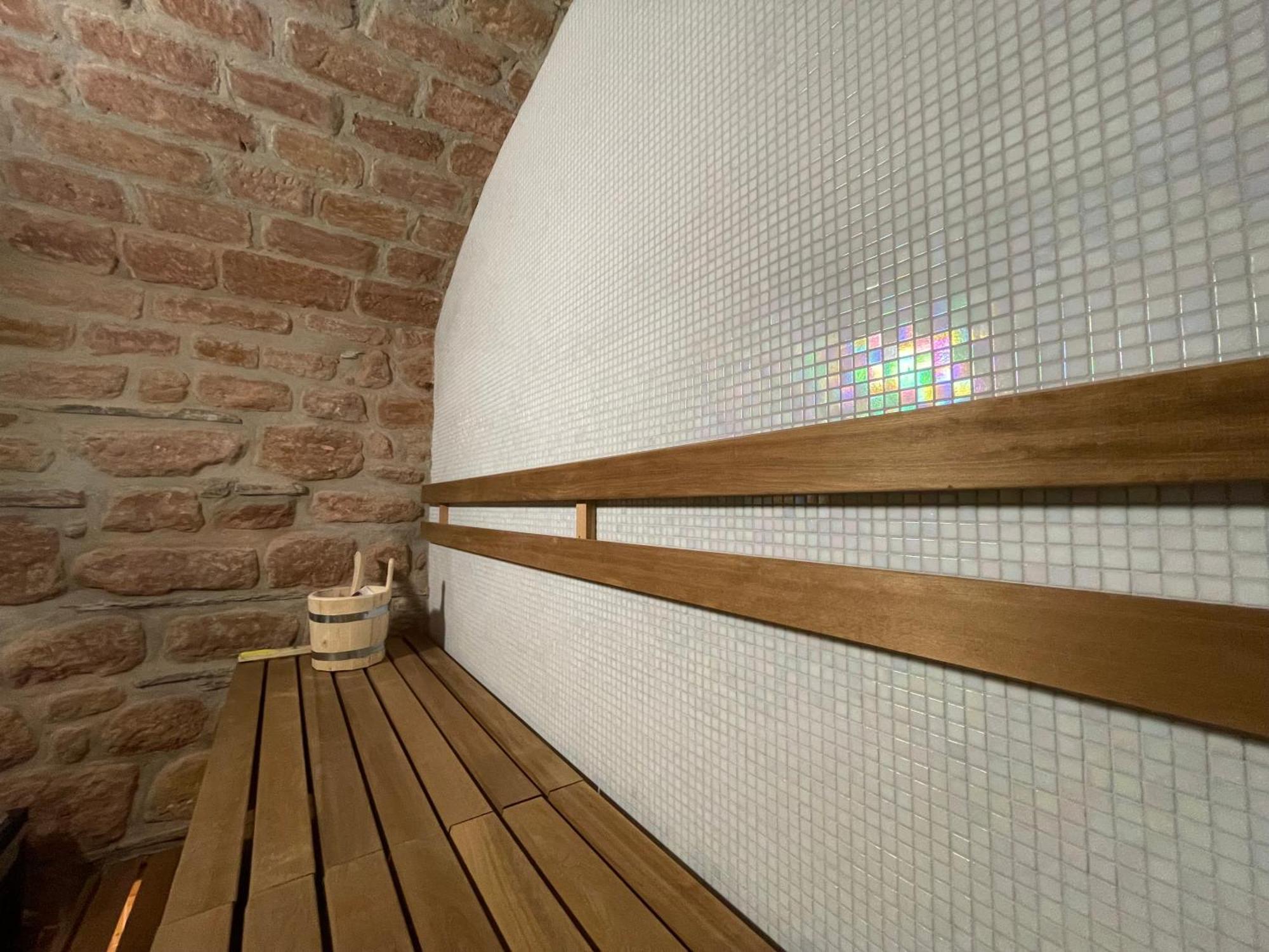 Luxurioese Ferienwohnung Mit Wellness Oase Саарбург Экстерьер фото